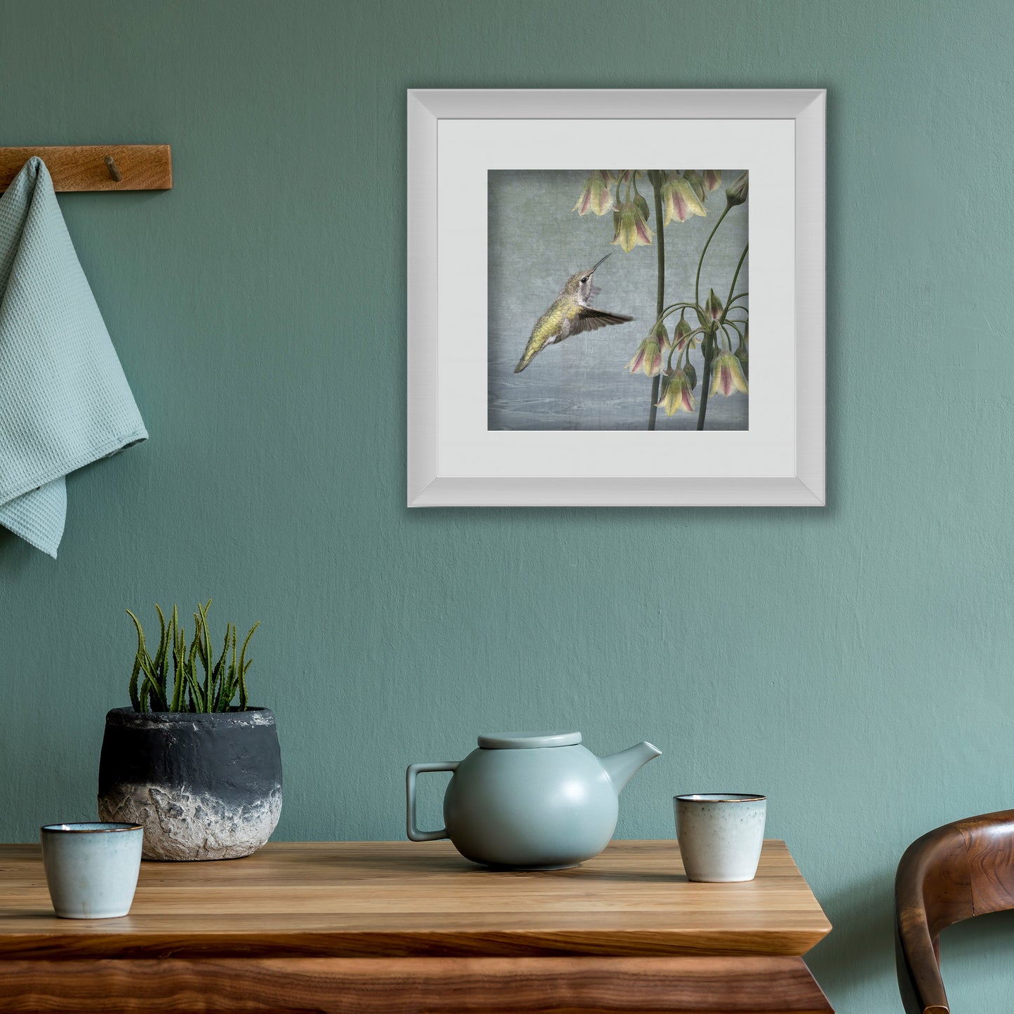 ALLIUM HUMMINGBIRD